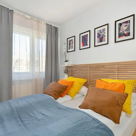 Przytulny Z Balkonem I Biurem W Gdansku By Renters * Гданьск