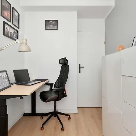 Przytulny Z Balkonem I Biurem W Gdansku By Renters Apartmán Gdaňsk