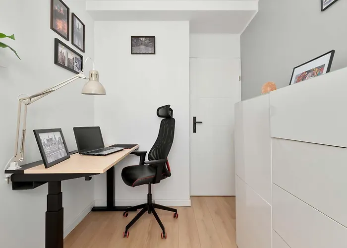 Przytulny Z Balkonem I Biurem W Gdansku By Renters Апартаменты Гданьск